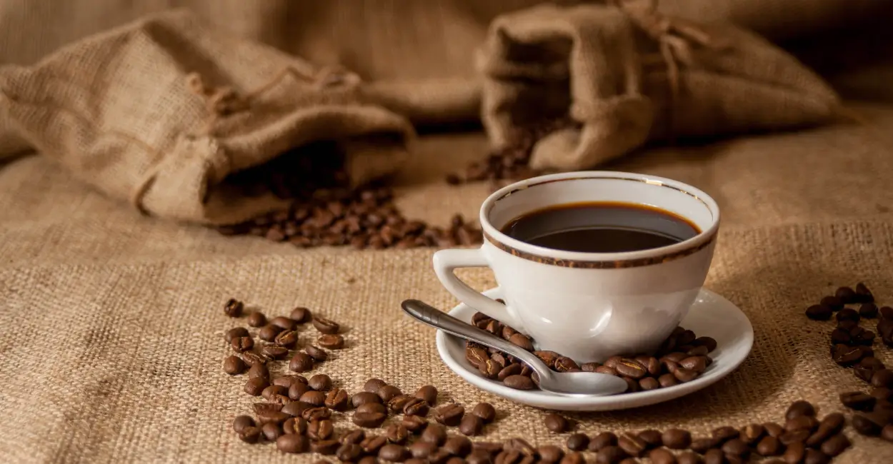 Como Suavizar o Sabor do Café Preto com Sal