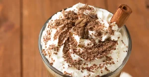Deliciosa receita de mocaccino feito em casa para aquecer o inverno